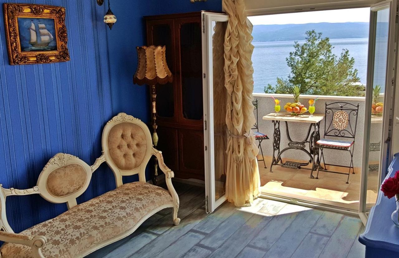 Apartments By The Sea Krilo Jesenice, Omis - 15145 Jesenice  Exterior foto