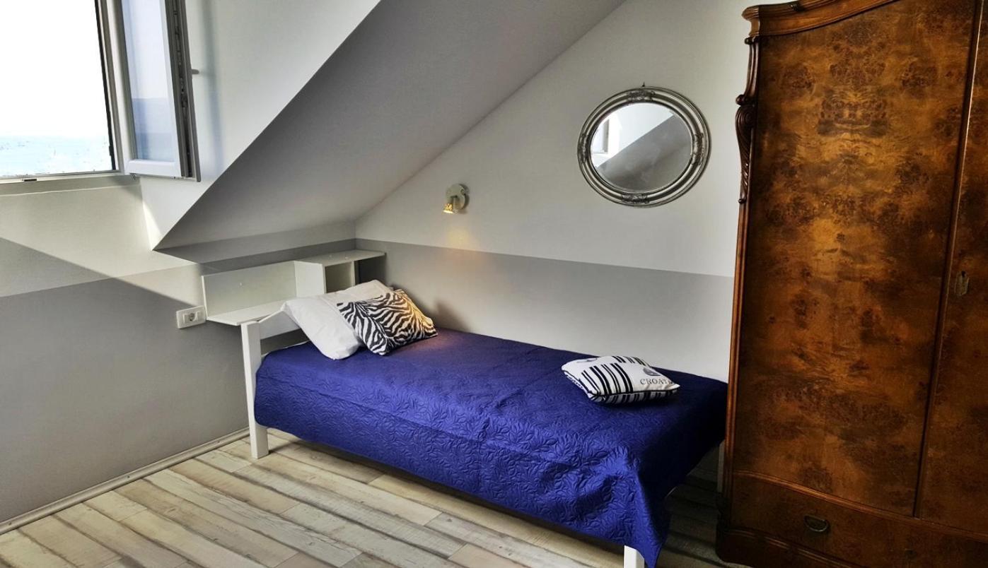 Apartments By The Sea Krilo Jesenice, Omis - 15145 Jesenice  Quarto foto